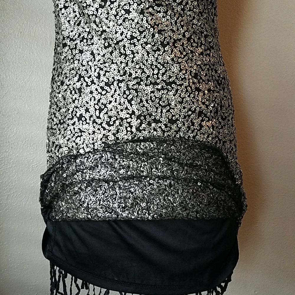 NWT Sequin dress - Picture 3 of 9